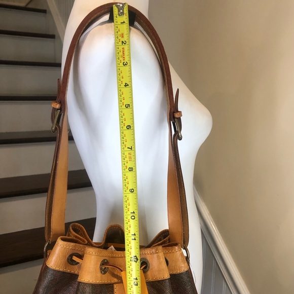 W ETRO Milano Red Paisley Vachetta Leather Drawstring Bucket Shoulder Bag - Picture 13 of 17